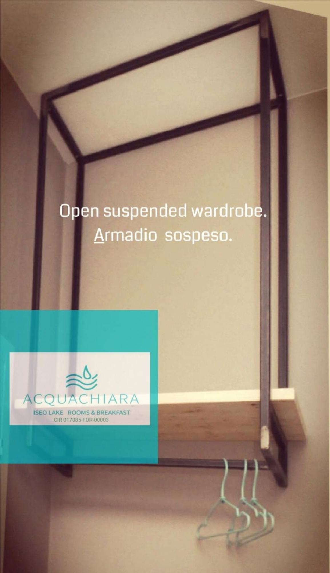 Acquachiara Iseo Deluxe Bed & Breakfast Iseo Center With Garden And Parking Inside Foresteria Δωμάτιο φωτογραφία